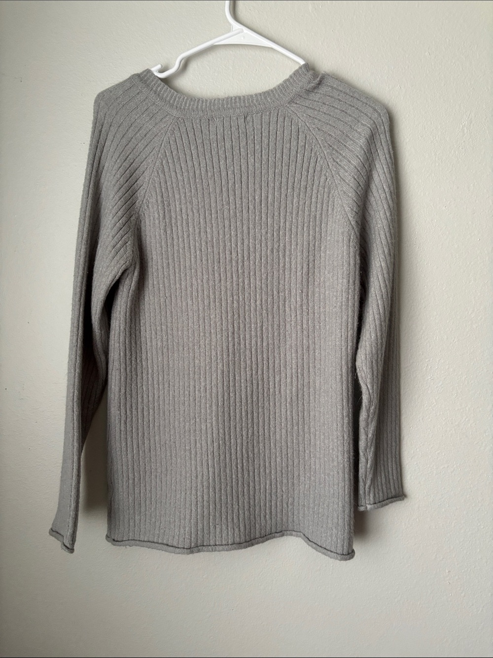 Light Gray Ribbed Button-Shoulder Crew Sweater - Picture 4 of 4